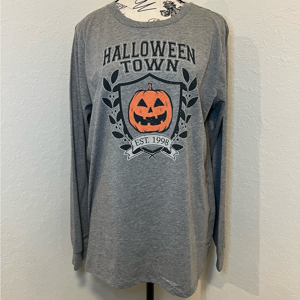 Halloween Town Pumpkin Gray Shirt NWT